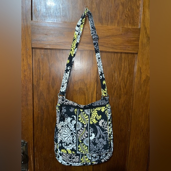 Vera Bradley Crossbody - Picture 1 of 6